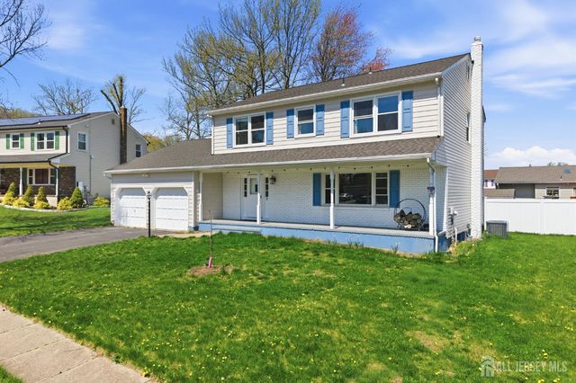 7 Oberlin Court, Edison, NJ 08820