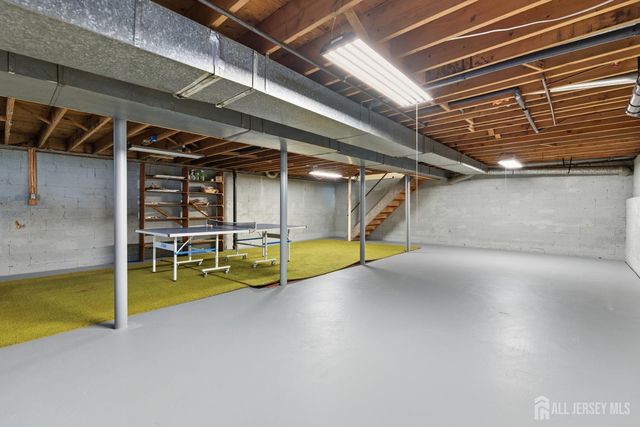 7 Oberlin Court, Edison, NJ 08820