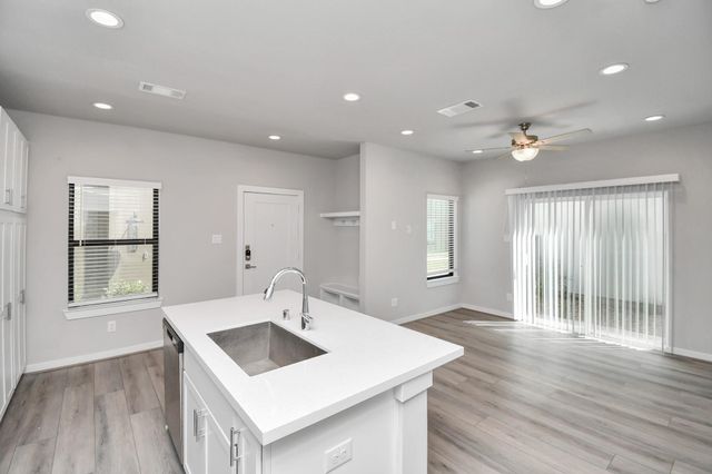 23823 Cumberland Ridge Drive 515, Houston, TX 77447