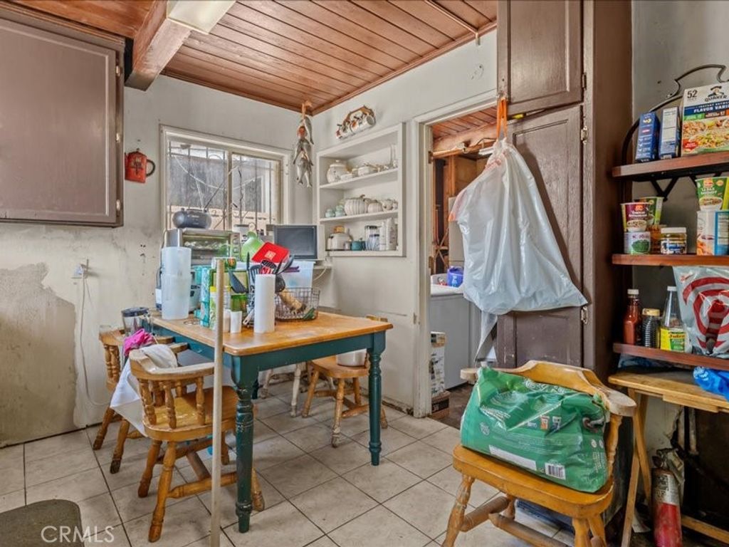 Image 10 of property listing at 13079 Daventry Street, Pacoima, CA 91331