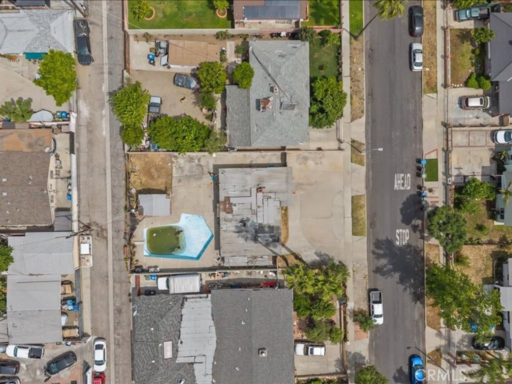 Image 27 of property listing at 13079 Daventry Street, Pacoima, CA 91331