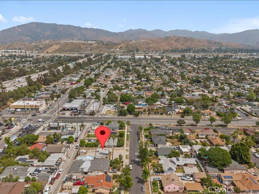 Image 30 of property listing at 13079 Daventry Street, Pacoima, CA 91331