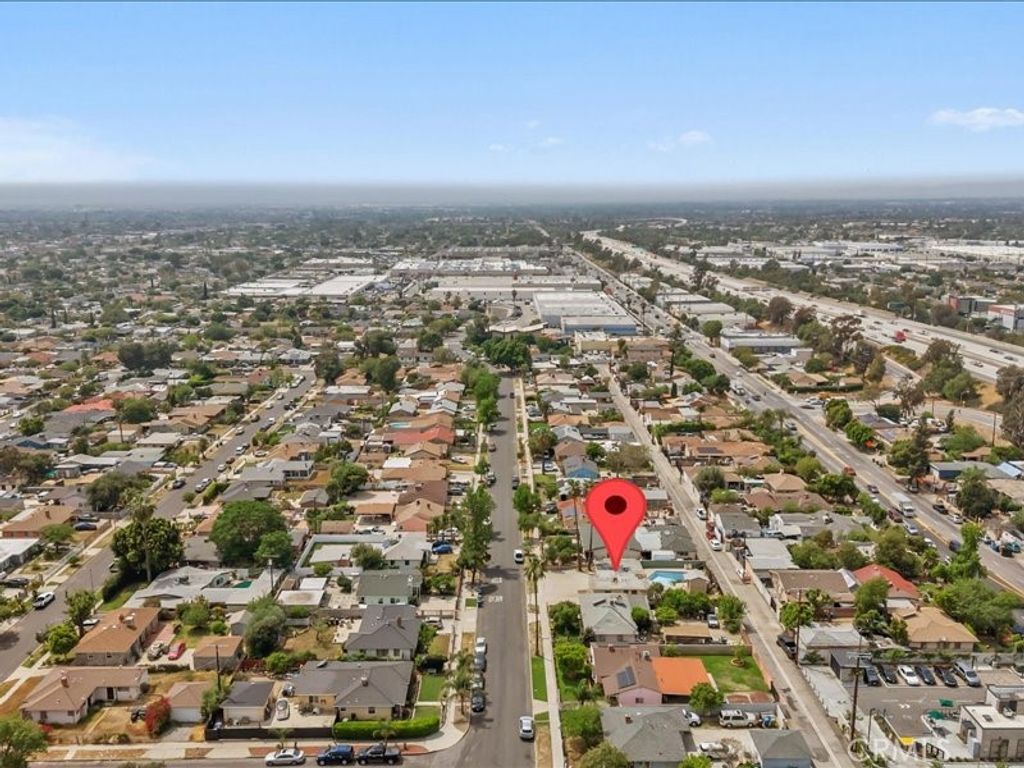 Image 31 of property listing at 13079 Daventry Street, Pacoima, CA 91331