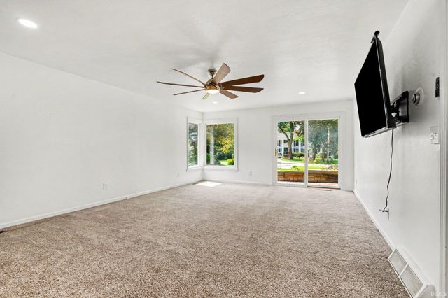2030 Greenleaf Boulevard, Elkhart, IN 46514
