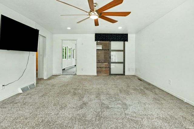 2030 Greenleaf Boulevard, Elkhart, IN 46514