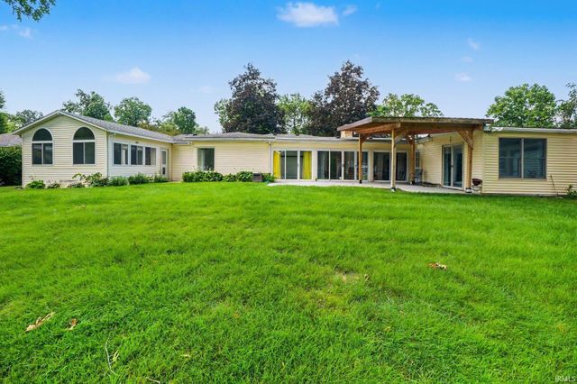 2030 Greenleaf Boulevard, Elkhart, IN 46514