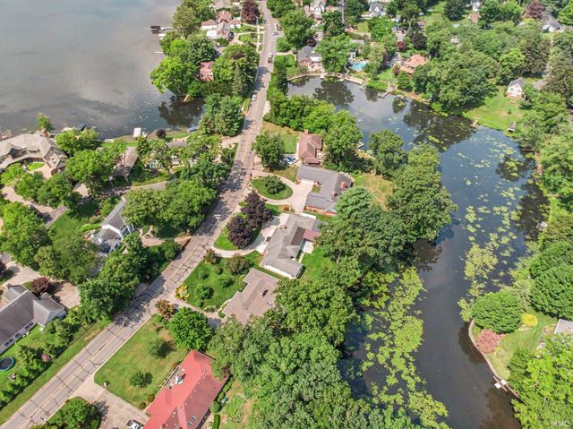 2030 Greenleaf Boulevard, Elkhart, IN 46514