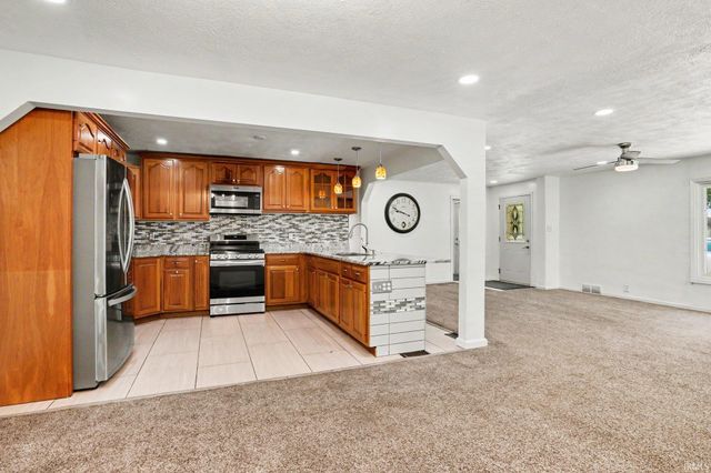 2030 Greenleaf Boulevard, Elkhart, IN 46514