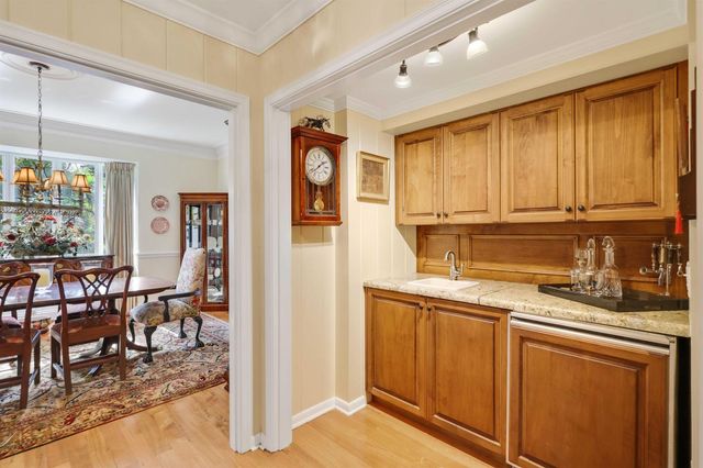 36 Country Road, Vlg Of Golf, FL 33436