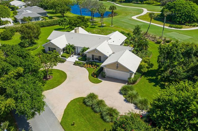 36 Country Road, Vlg Of Golf, FL 33436