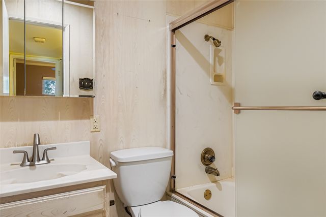 501 Kingston Drive, Grand Prairie, TX 75051