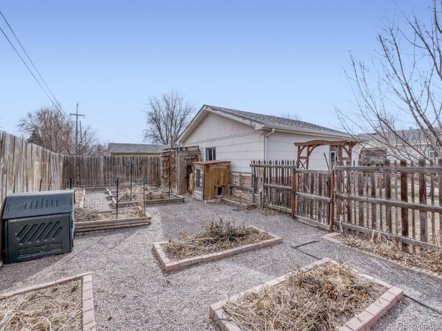 7420 Raleigh St, Westminster, CO 80030