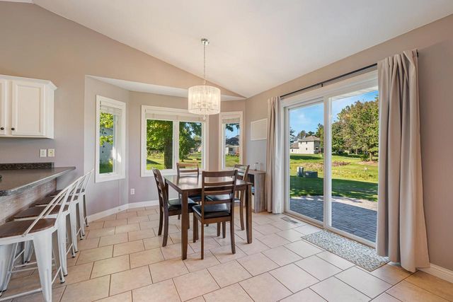 W2246 RASPBERRY LANE, Appleton, WI 54913
