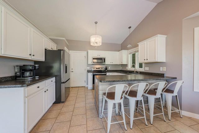 W2246 RASPBERRY LANE, Appleton, WI 54913