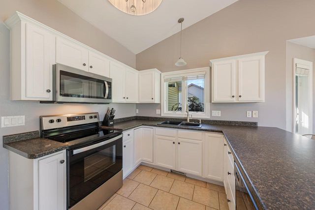 W2246 RASPBERRY LANE, Appleton, WI 54913