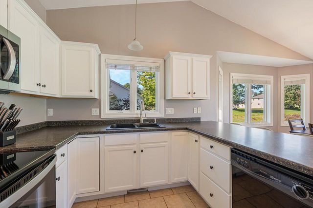 W2246 RASPBERRY LANE, Appleton, WI 54913