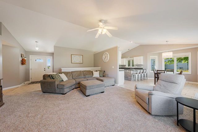 W2246 RASPBERRY LANE, Appleton, WI 54913