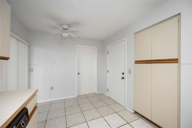 3411 57TH AVENUE DRIVE W 6, Bradenton, FL 34210