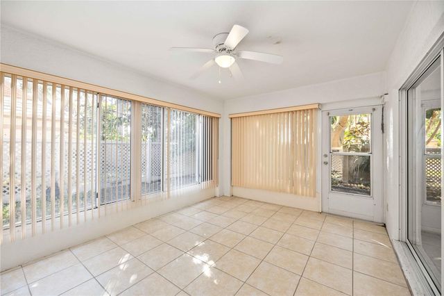 3411 57TH AVENUE DRIVE W 6, Bradenton, FL 34210