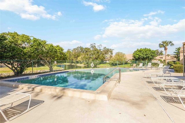 3411 57TH AVENUE DRIVE W 6, Bradenton, FL 34210