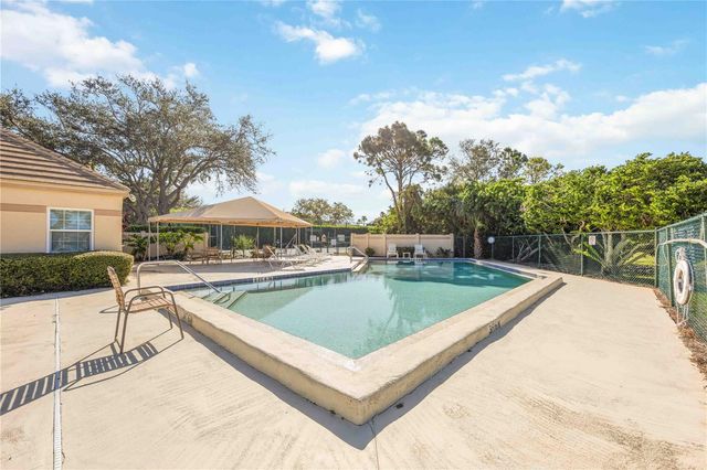 3411 57TH AVENUE DRIVE W 6, Bradenton, FL 34210