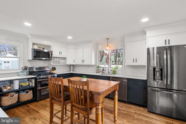 104 GABLE RD, Paoli, PA 19301