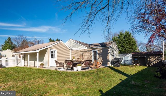 104 GABLE RD, Paoli, PA 19301