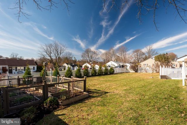 104 GABLE RD, Paoli, PA 19301