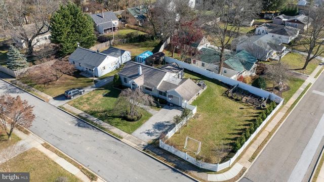 104 GABLE RD, Paoli, PA 19301