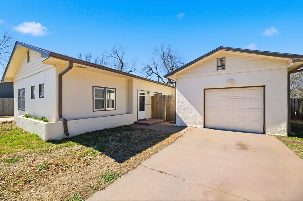337 S Arapaho St, Wichita, KS 67209