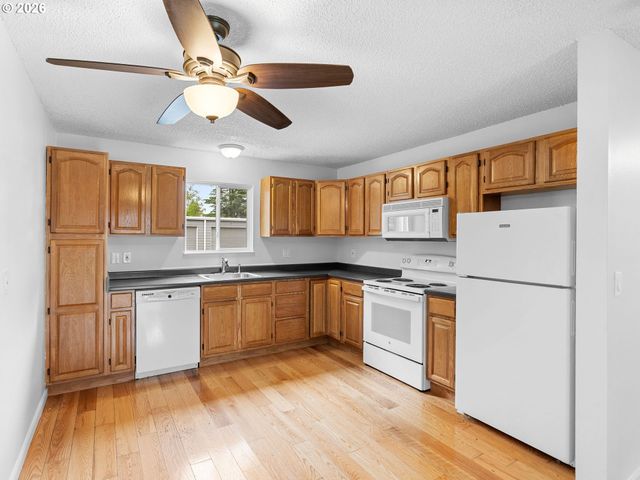 2712 Se 138TH Ave 53, Portland, OR 97236