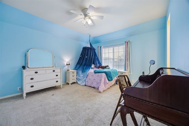 208 Stanford Court, Heath, TX 75032