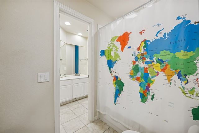 208 Stanford Court, Heath, TX 75032