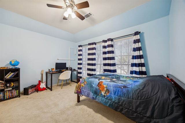 208 Stanford Court, Heath, TX 75032