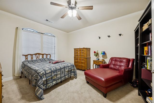 208 Stanford Court, Heath, TX 75032