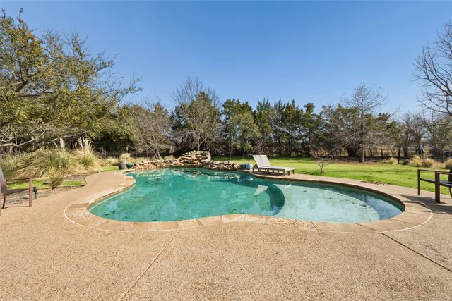 208 Stanford Court, Heath, TX 75032