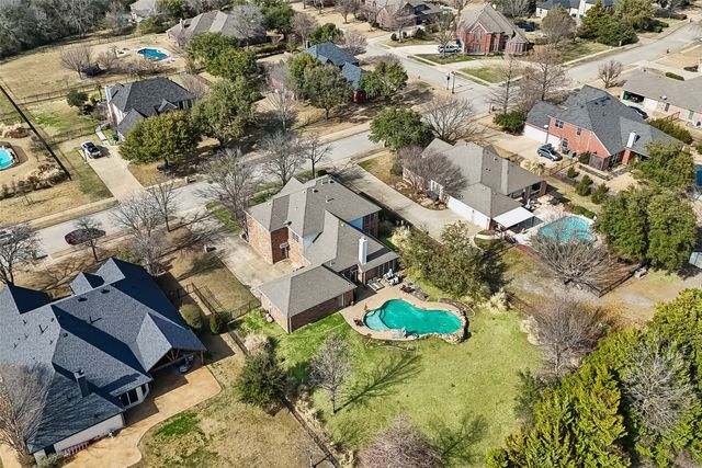 208 Stanford Court, Heath, TX 75032