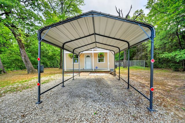 7115 Brokenbow Drive, Mabank, TX 75156
