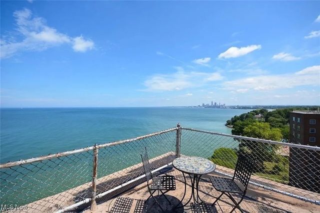 11850 Edgewater Drive 624, Lakewood, OH 44107