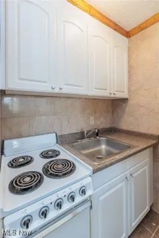 11850 Edgewater Drive 624, Lakewood, OH 44107