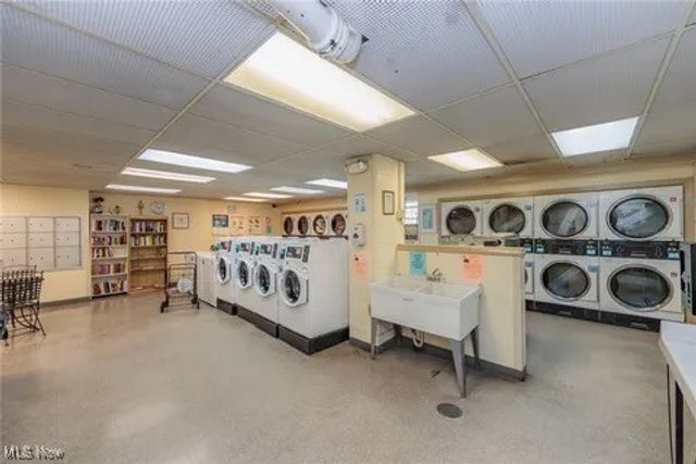 11850 Edgewater Drive 624, Lakewood, OH 44107