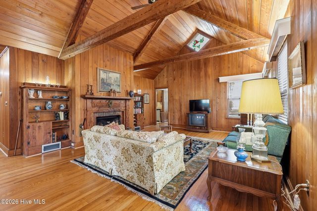 535 E Morganton Road, Southern Pines, NC 28387