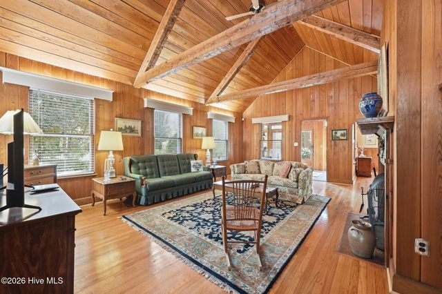 535 E Morganton Road, Southern Pines, NC 28387