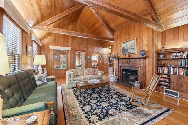 535 E Morganton Road, Southern Pines, NC 28387