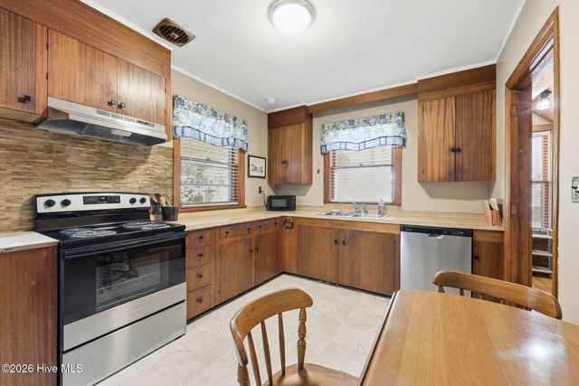 535 E Morganton Road, Southern Pines, NC 28387