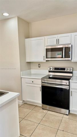 2364 NE 4th Street 2364, Homestead, FL 33033