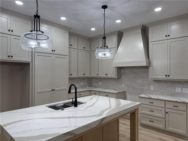 14049 Millstone Boulevard, St Joseph, MO 64505