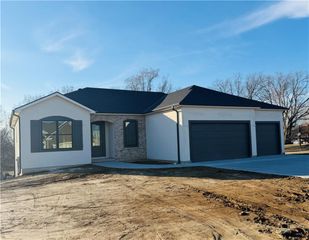 14049 Millstone Boulevard, St Joseph, MO 64505