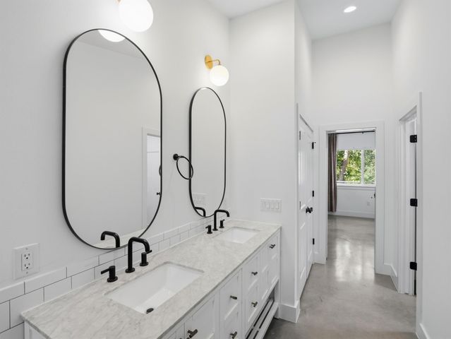 5005 Lott Ave 2, Austin, TX 78721