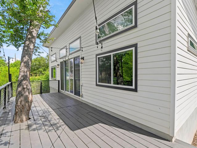 5005 Lott Ave 2, Austin, TX 78721